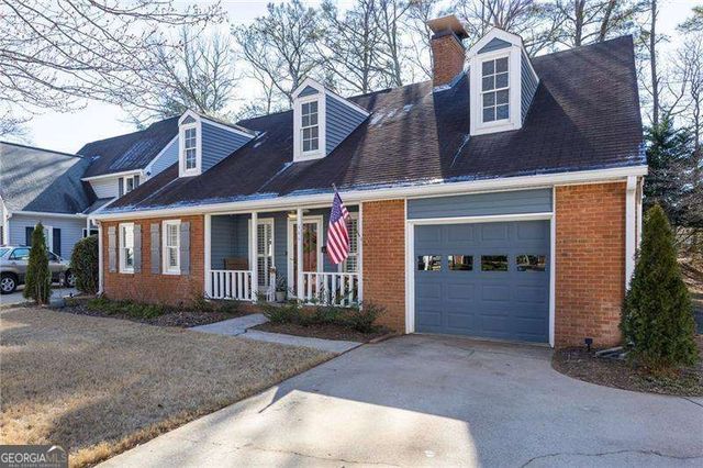 111 Roswell Green Lane, Roswell, GA 30075