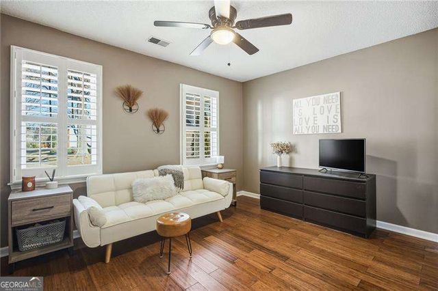 111 Roswell Green Lane, Roswell, GA 30075