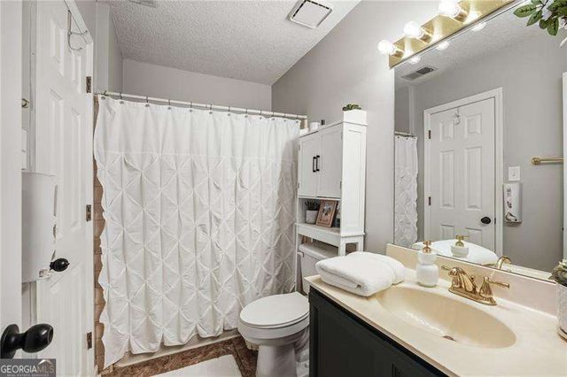 111 Roswell Green Lane, Roswell, GA 30075