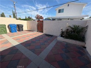 22916 1/2 Cantlay Street, West Hills, CA 91307