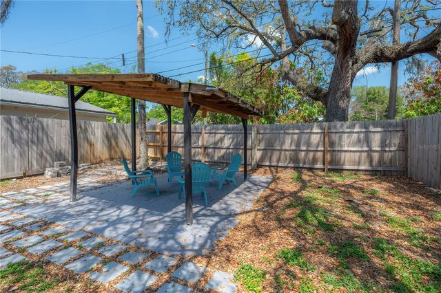 203 W 26TH AVENUE, Tampa, FL 33603