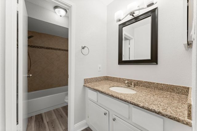14515 Wunderlich Drive 1413, Houston, TX 77069