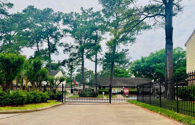 14515 Wunderlich Drive 1413, Houston, TX 77069