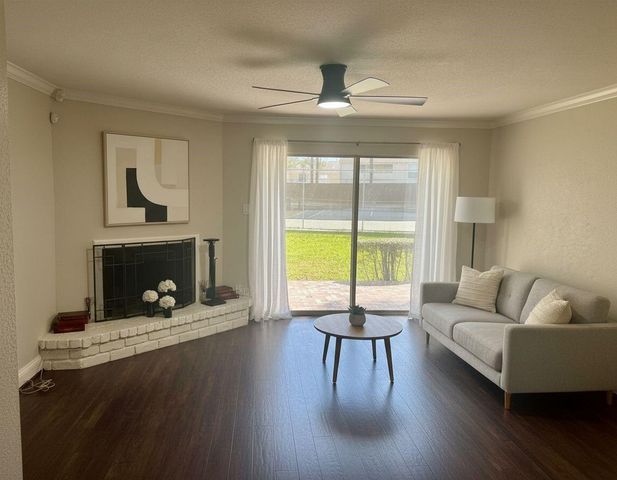 14515 Wunderlich Drive 1413, Houston, TX 77069