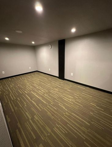 115 N Newton Avenue, Albert Lea, MN 56007