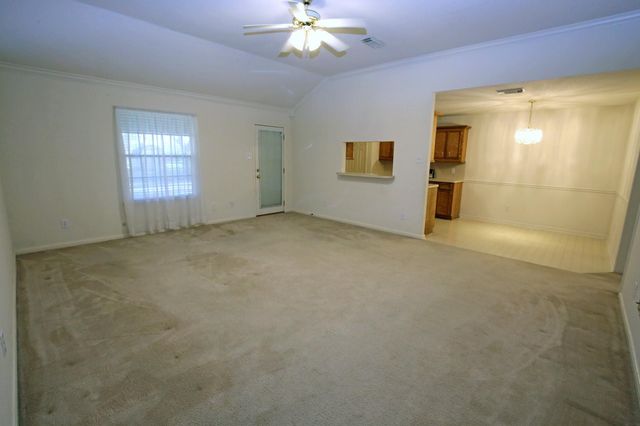 12002 10th Street, Santa Fe, TX 77510