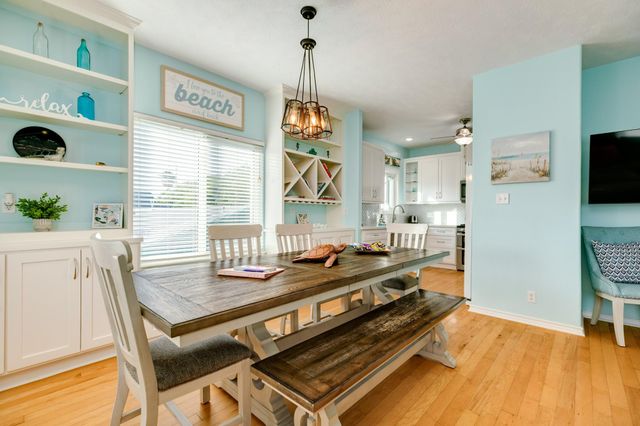 2321 37th Street, Galveston, TX 77550