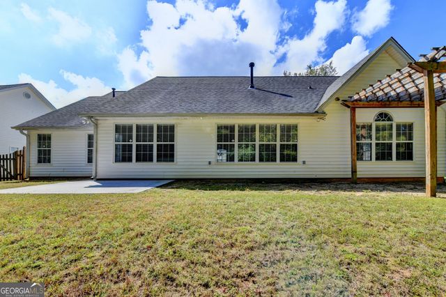 982 Apalachee Run Trail, Dacula, GA 30019