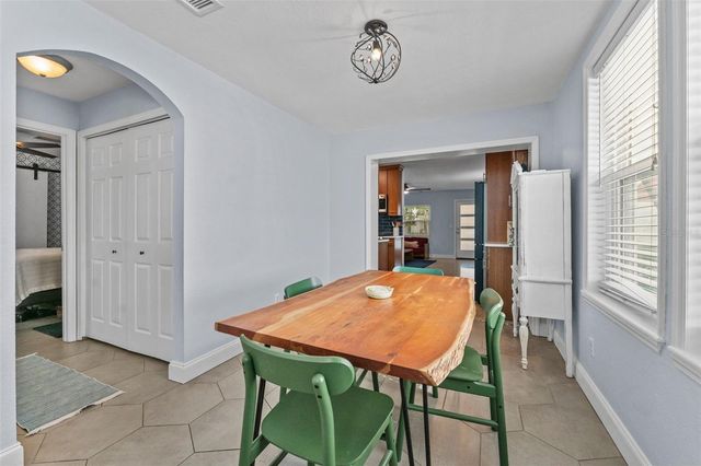 3910 W VASCONIA STREET, Tampa, FL 33629