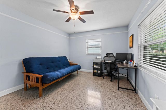 3910 W VASCONIA STREET, Tampa, FL 33629