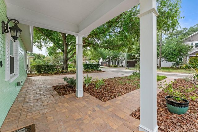 3910 W VASCONIA STREET, Tampa, FL 33629