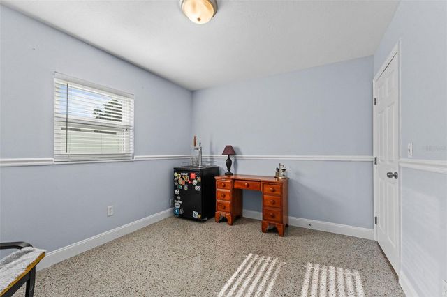 3910 W VASCONIA STREET, Tampa, FL 33629