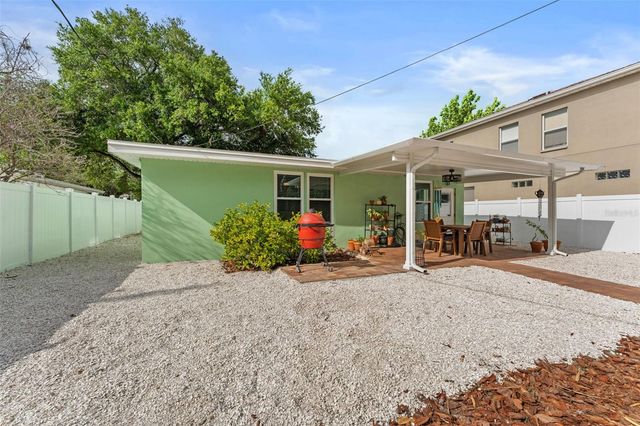 3910 W VASCONIA STREET, Tampa, FL 33629