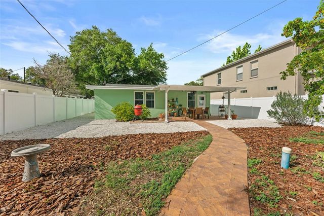 3910 W VASCONIA STREET, Tampa, FL 33629