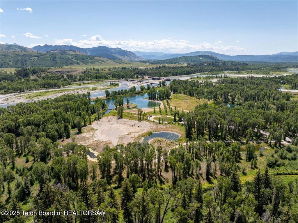 4260 W RIVER SPRINGS Drive, Wilson, WY 83014 photo 11