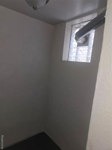 15923 Normandy Street, Detroit, MI 48238