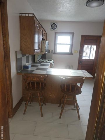 15923 Normandy Street, Detroit, MI 48238