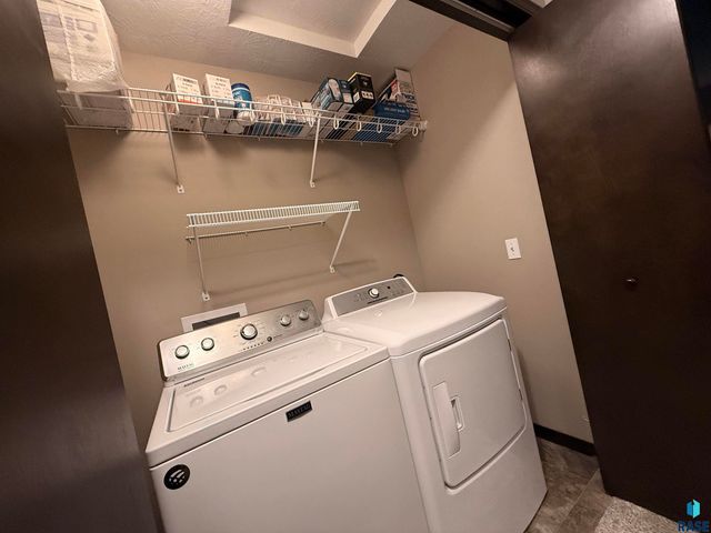 3017 S Keyrell Dr Drive, Sioux Falls, SD 57106