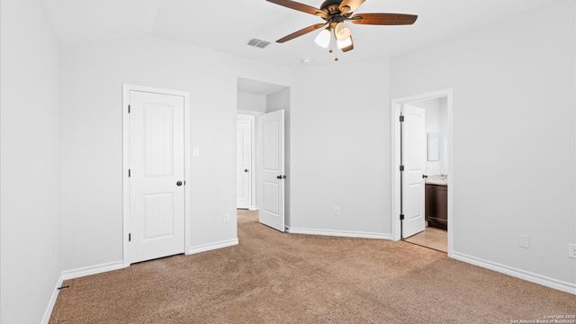6962 Lakeview Dr Unit 102, San Antonio, TX 78244
