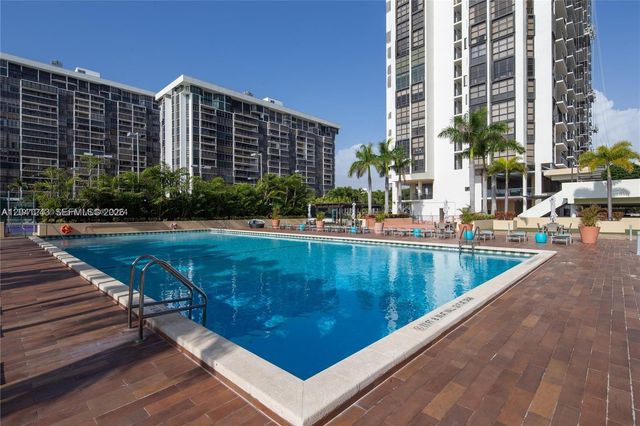 1865 Brickell Avenue A805, Miami, FL 33129