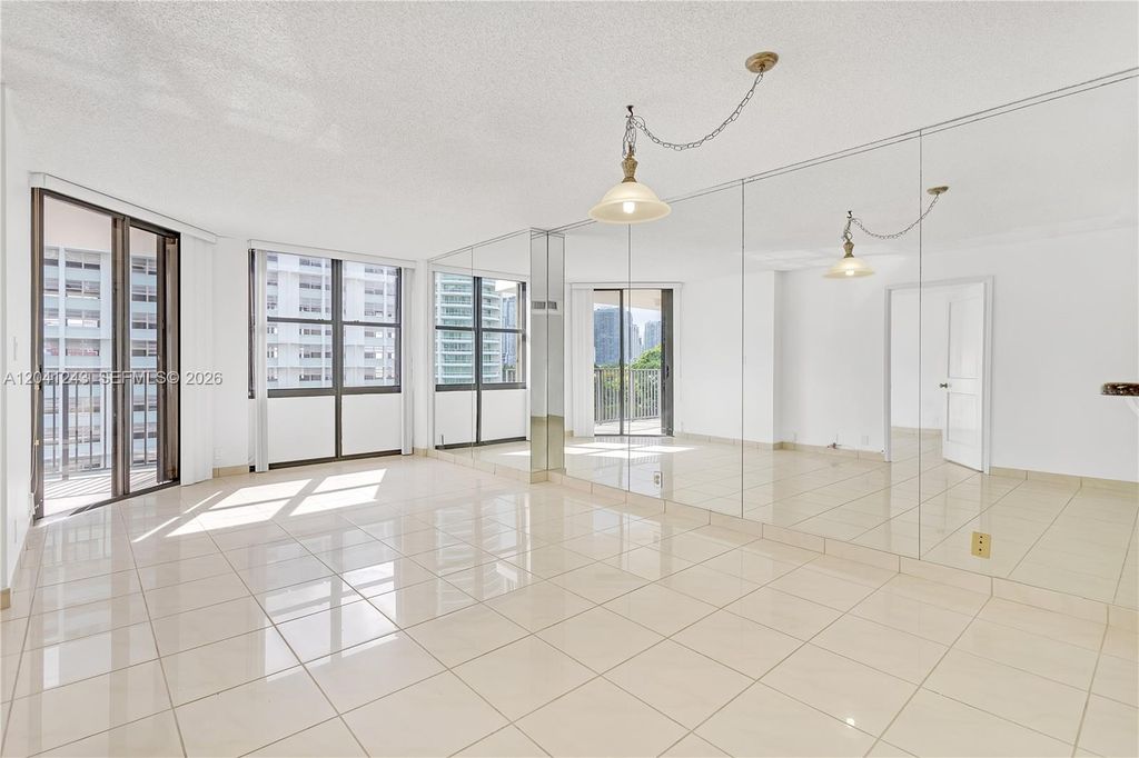 1865 Brickell Avenue A805, Miami, FL 33129