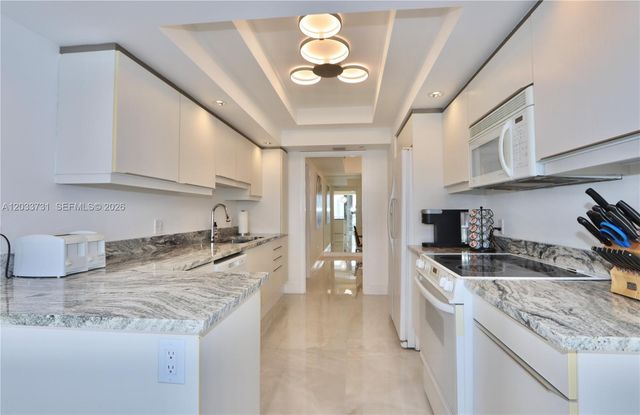 7000 Island Blvd 2605, Aventura, FL 33160