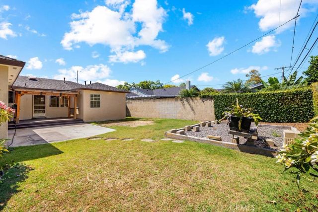 5269 E Daggett St, Long Beach, CA 90815