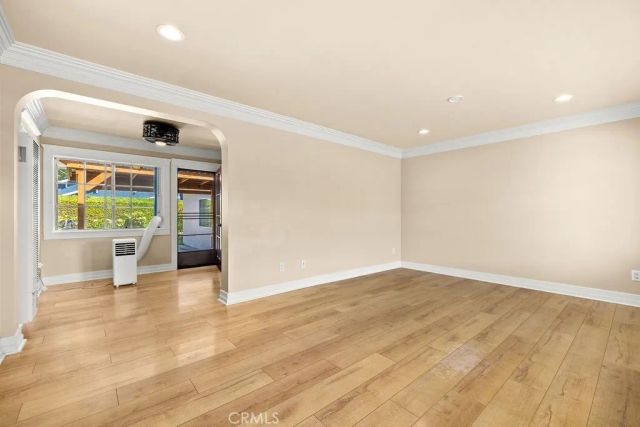 5269 E Daggett St, Long Beach, CA 90815