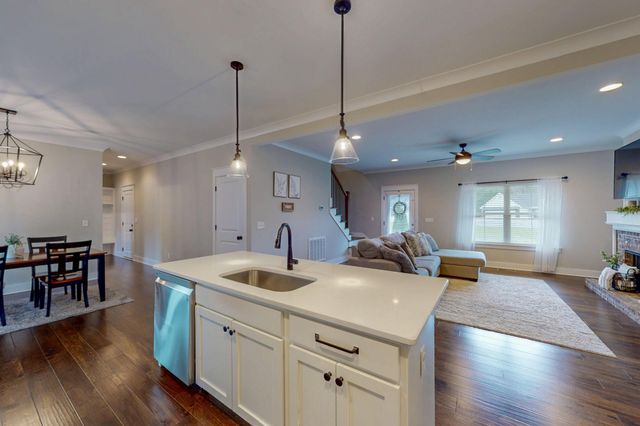 3086 Crow Road, NE, Dalton, GA 30721