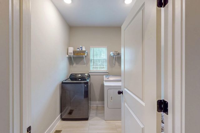 3086 Crow Road, NE, Dalton, GA 30721
