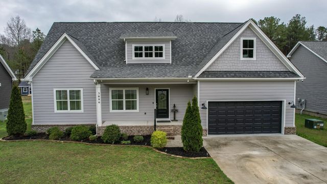 3086 Crow Road, NE, Dalton, GA 30721