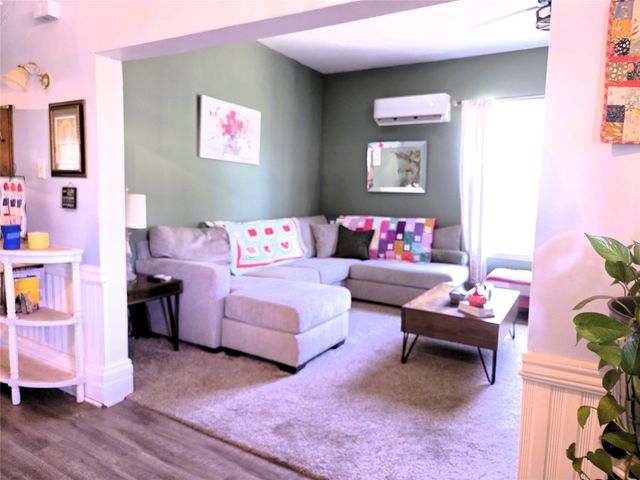 308 N San Jacinto Street, Whitney, TX 76692