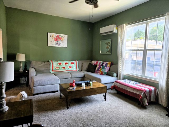 308 N San Jacinto Street, Whitney, TX 76692