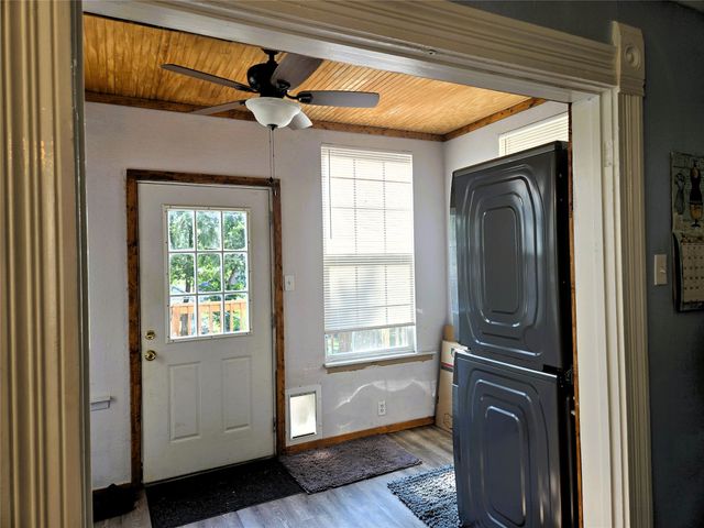 308 N San Jacinto Street, Whitney, TX 76692