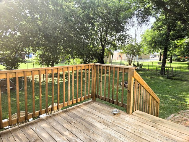308 N San Jacinto Street, Whitney, TX 76692