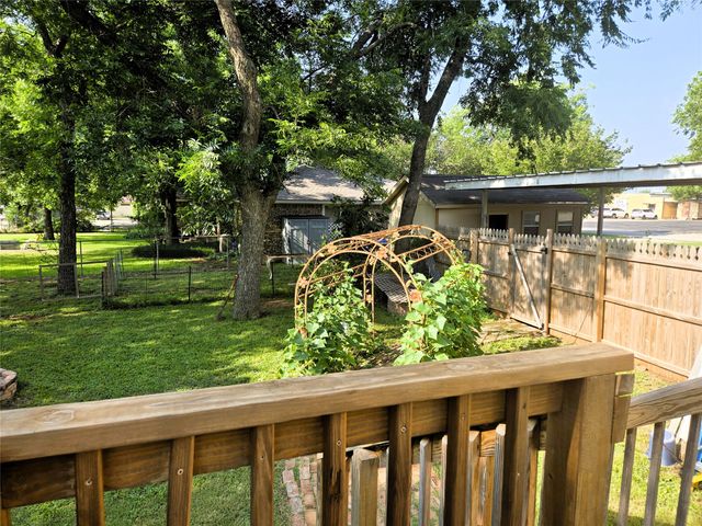 308 N San Jacinto Street, Whitney, TX 76692