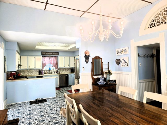 308 N San Jacinto Street, Whitney, TX 76692