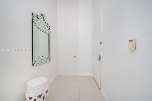 475 Brickell Ave 4115, Miami, FL 33131