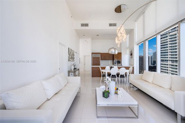 475 Brickell Ave 4115, Miami, FL 33131