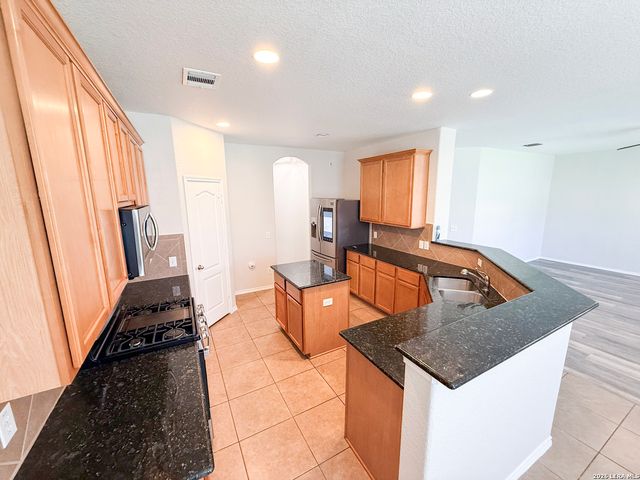 1938 Spotted Owl, New Braunfels, TX 78130