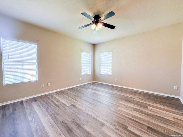 1938 Spotted Owl, New Braunfels, TX 78130