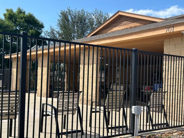 1938 Spotted Owl, New Braunfels, TX 78130