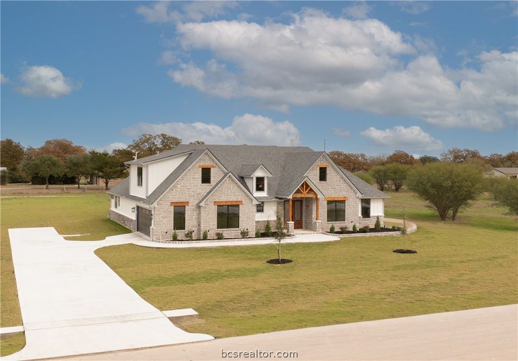 5683 Mill Water Court, Bryan, TX 77808 — photo 2