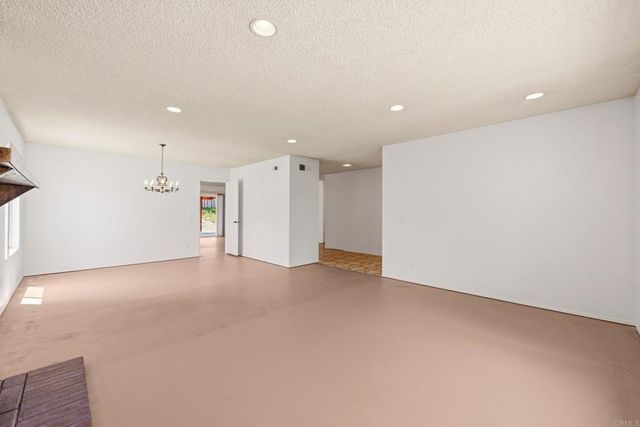 601 Cerro Street, Encinitas, CA 92024