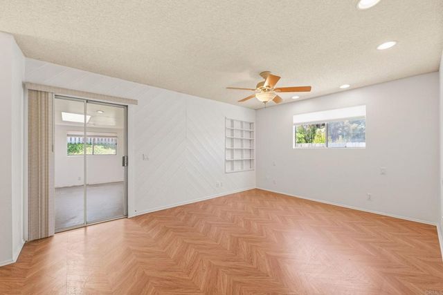 601 Cerro Street, Encinitas, CA 92024