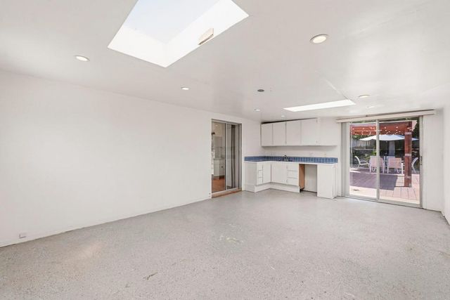 601 Cerro Street, Encinitas, CA 92024