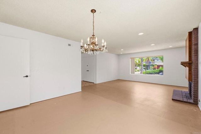 601 Cerro Street, Encinitas, CA 92024