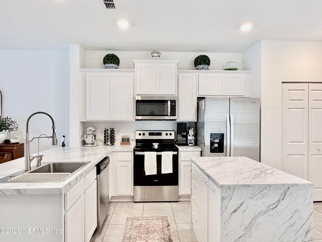 4021 BAY HAWK Court, Jacksonville, FL 32220