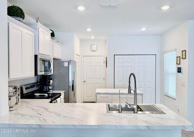 4021 BAY HAWK Court, Jacksonville, FL 32220