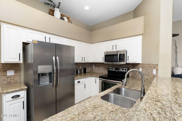 6384 W PONTIAC Drive, Glendale, AZ 85308